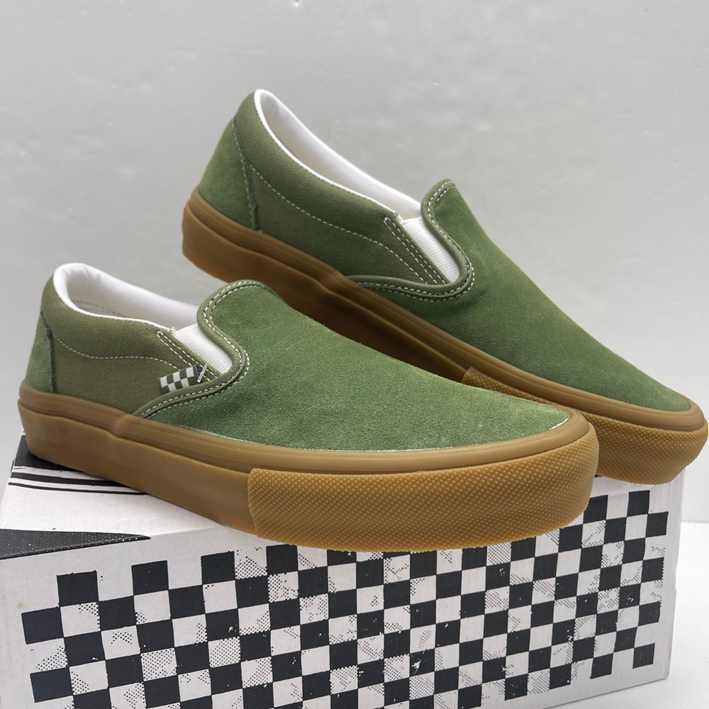 Vans • WMNS Suede Skate Slip-On
Green/Gum
VN0A2Z3117P Sneakers - Picture 7 of 16